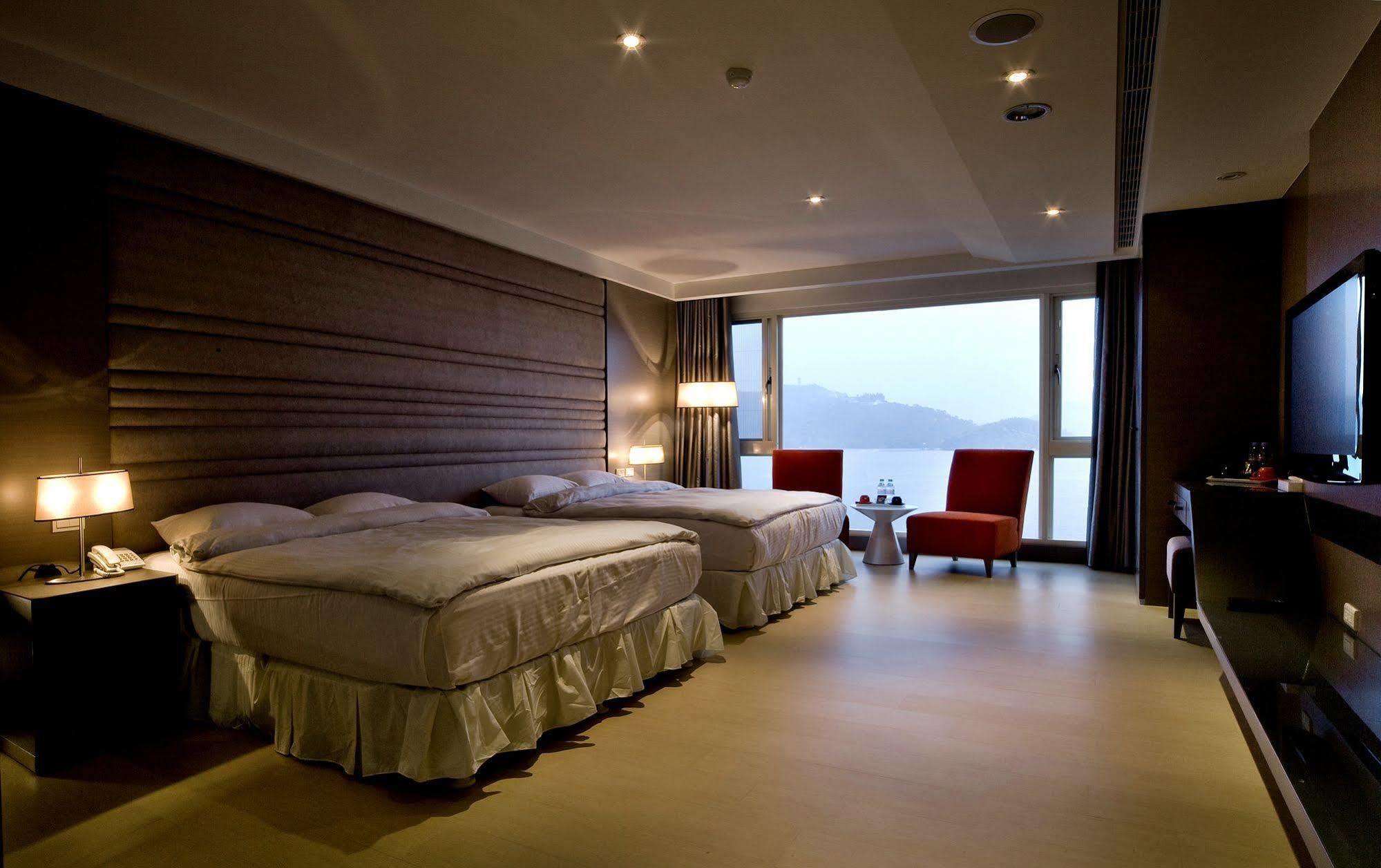 Spa Home Sun Moon Lake Luxury Lakeside Hotel Yuchi Extérieur photo