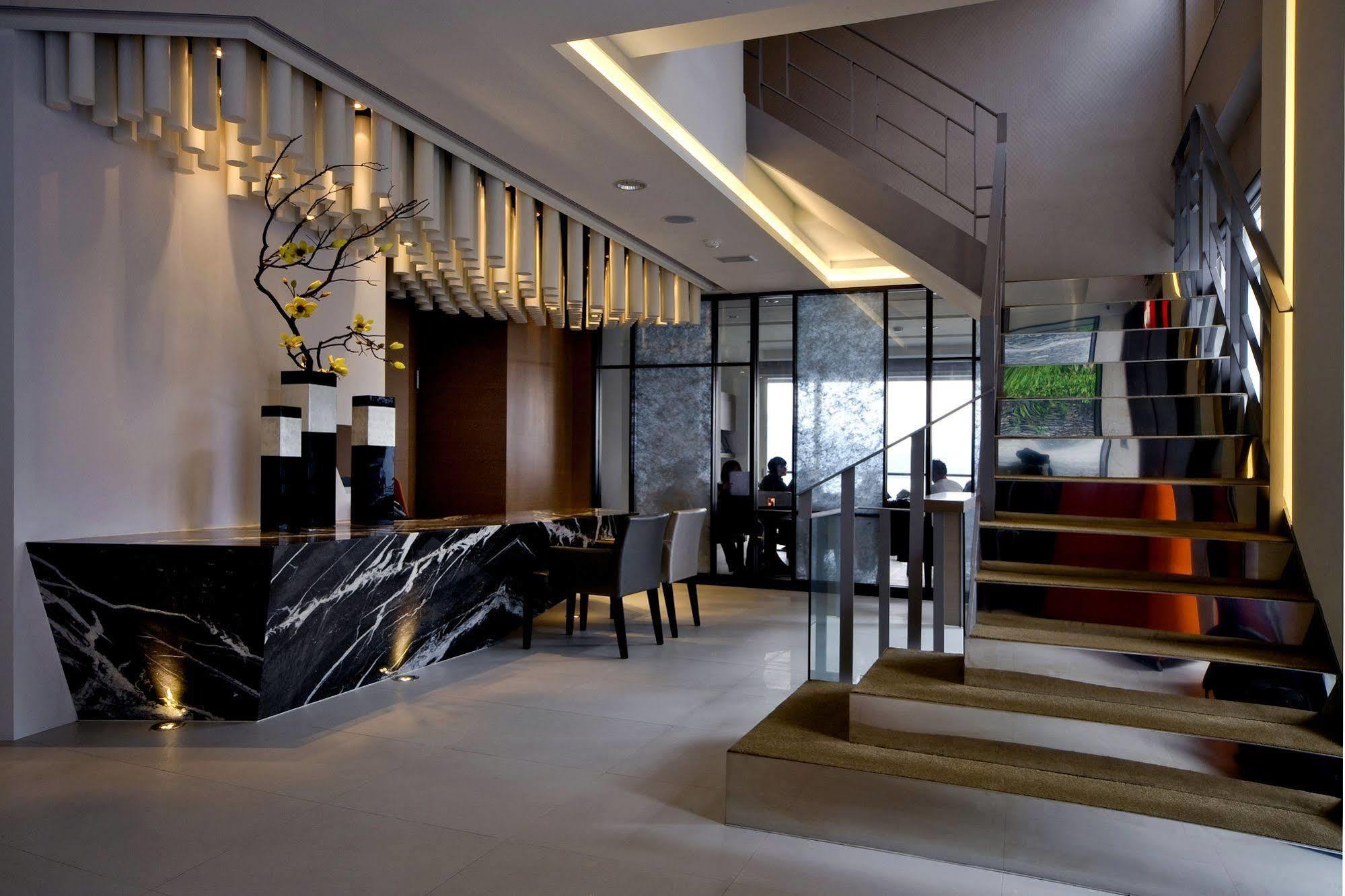 Spa Home Sun Moon Lake Luxury Lakeside Hotel Yuchi Extérieur photo